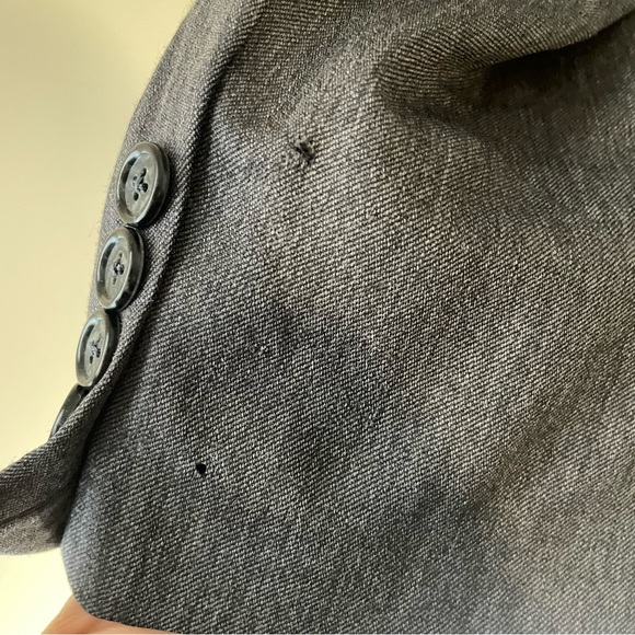Burberry London single breasted 3 Button Double vent Classic Gray Blazer FLAWED - Picture 7 of 9
